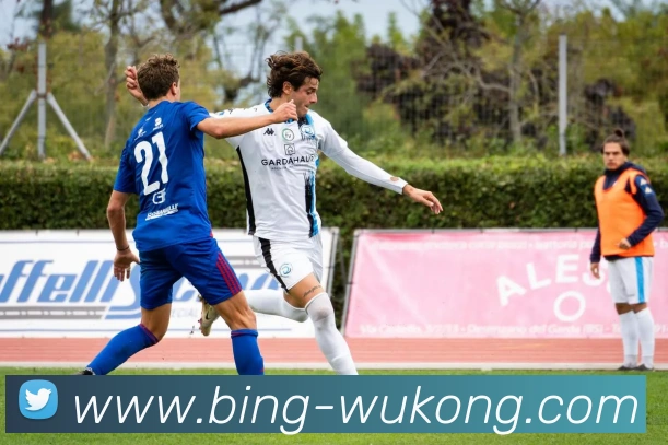 乌度卡称赞伊森独特直觉强调有些能力无法通过教学获得